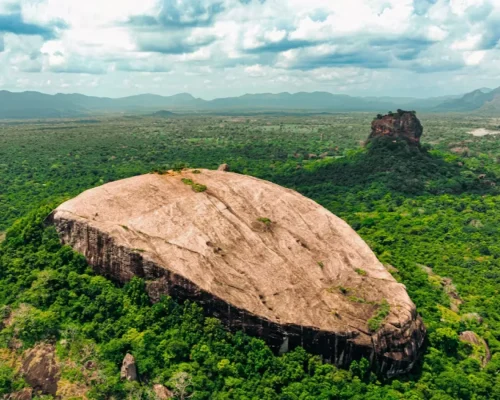 Pidurangala Rock